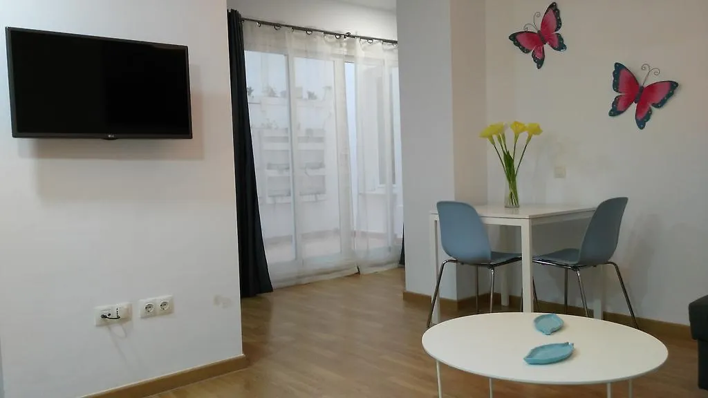 Mitjana Plaza Apartment Malaga