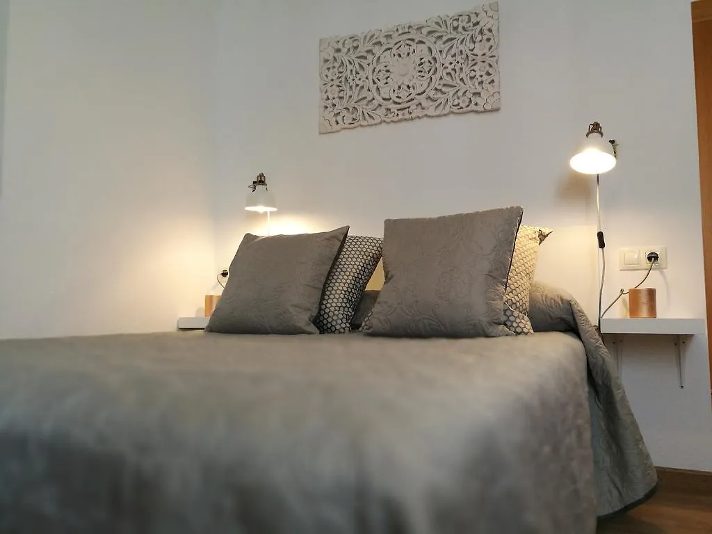 Mitjana Plaza Apartamento Málaga Espanha